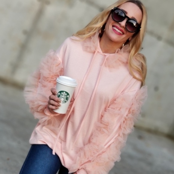 TOP RUFFLE HOODIE Blush Pink - Picture 2 of 4
